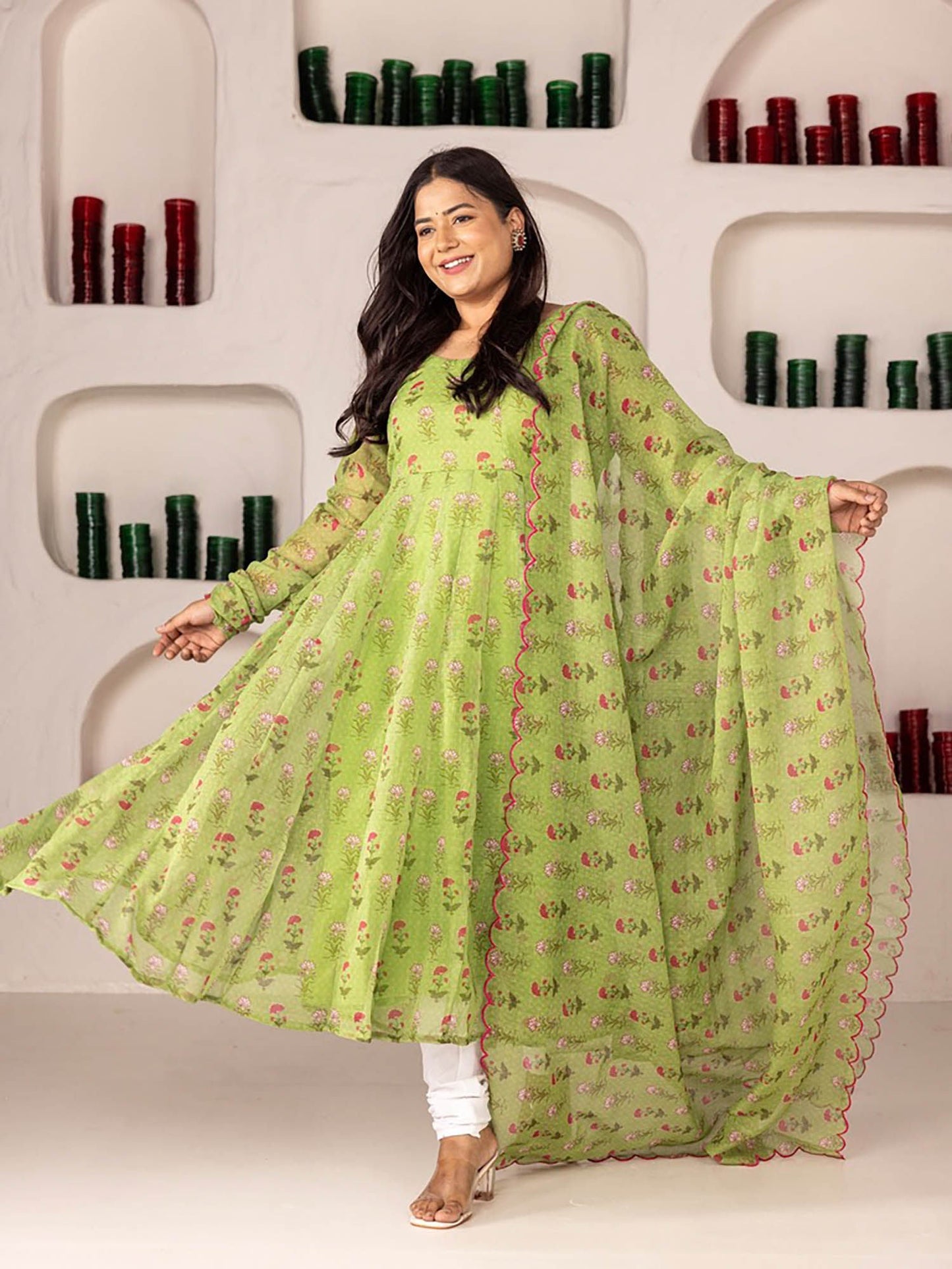 ONEWE INDIA Neeza Linen Anarkali Kurta (Set of 3)