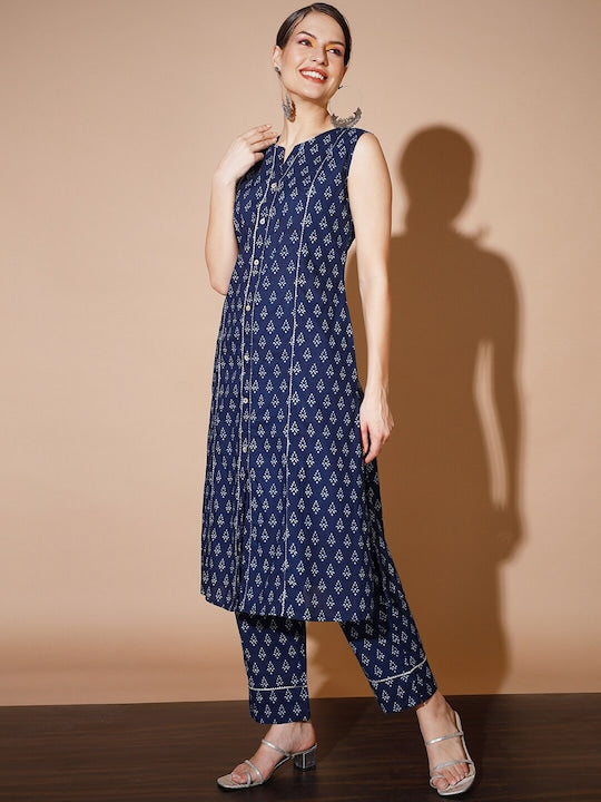 Myshka Printed Regular Gotta Patti Pure Cotton Kurta With Trousers