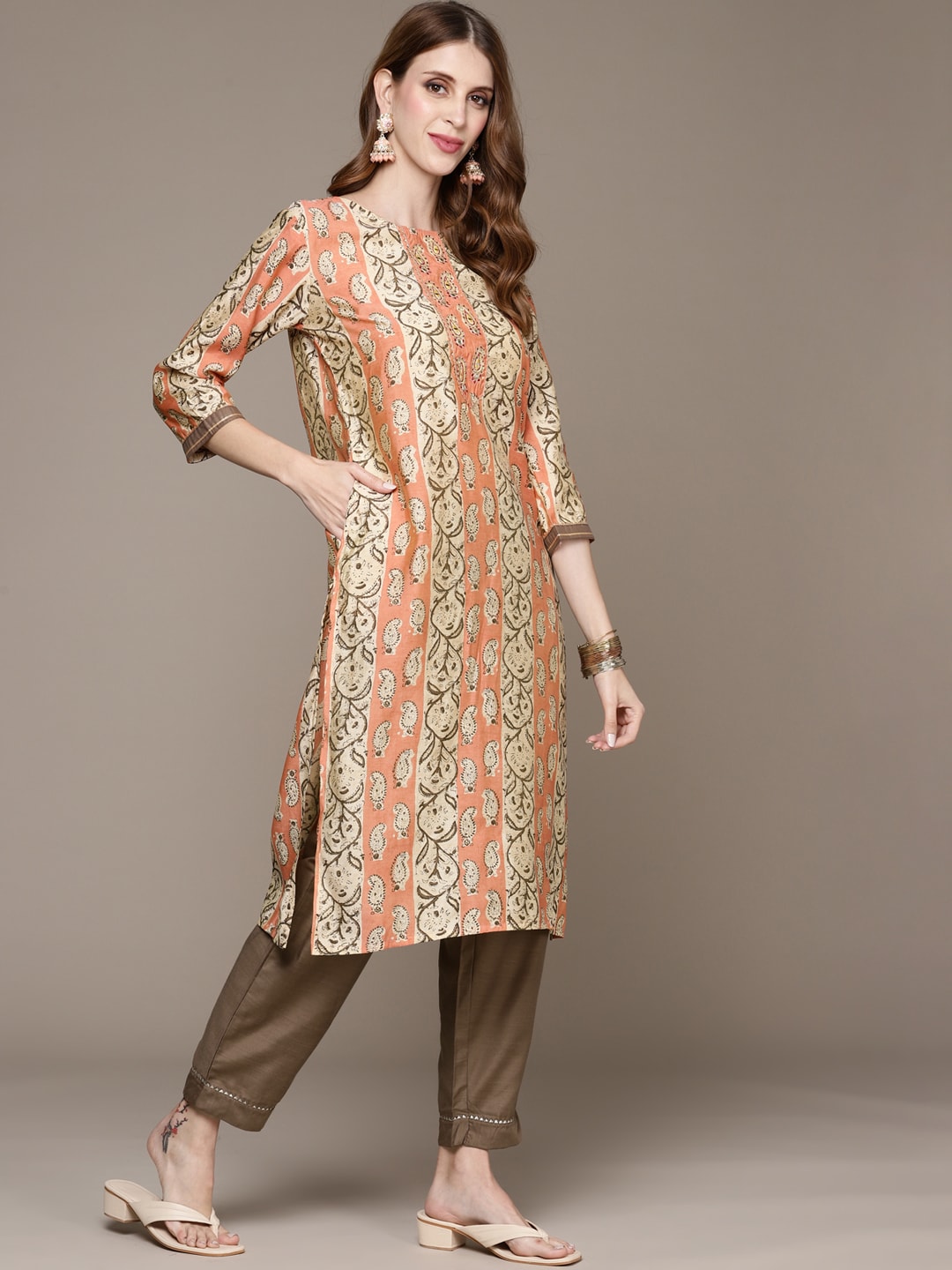 Anubhutee Women Peach Coloured & Grey Floral Print Kurta with Trousers & Dupatta - M