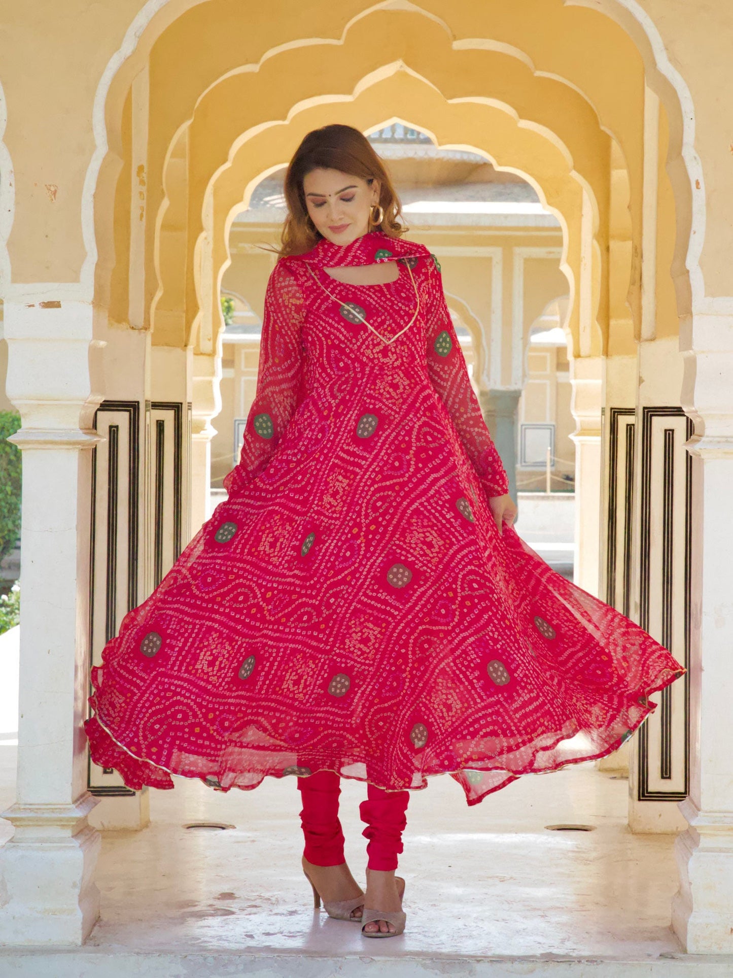 ONEWE INDIA Gulmani Bandhani Set (Set of 3)