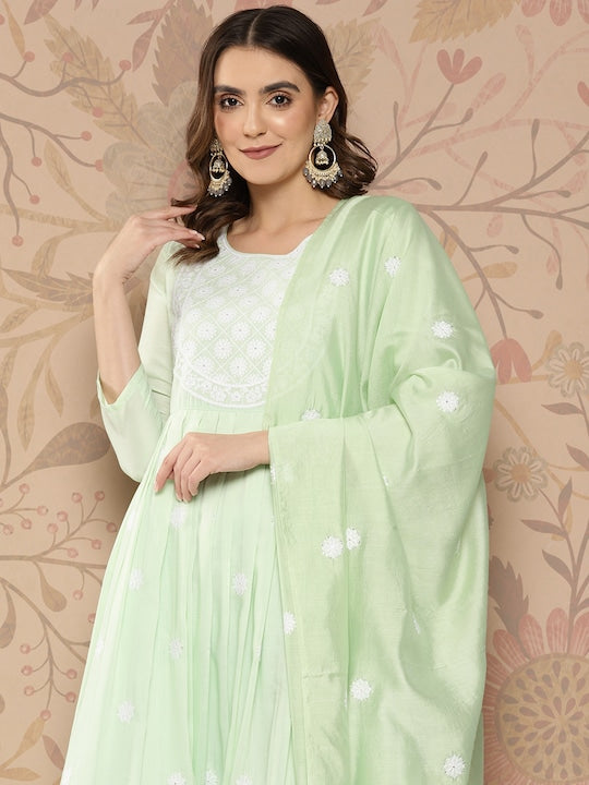 Yufta Women Floral Embroidered Pleated Thread Work Kurta with Trousers & With Dupatta