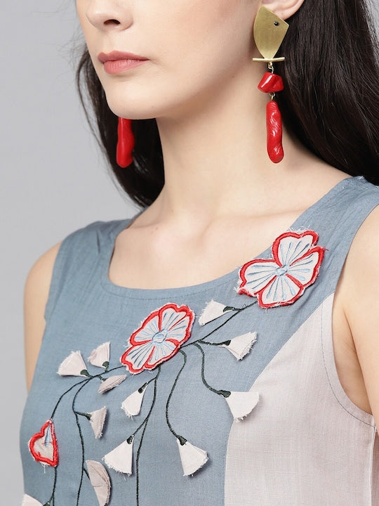 AKS Floral Embroidered Thread Work Straight Kurta