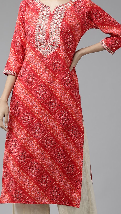 Yufta Women Red Bandhani Printed Gotta Patti Kurta