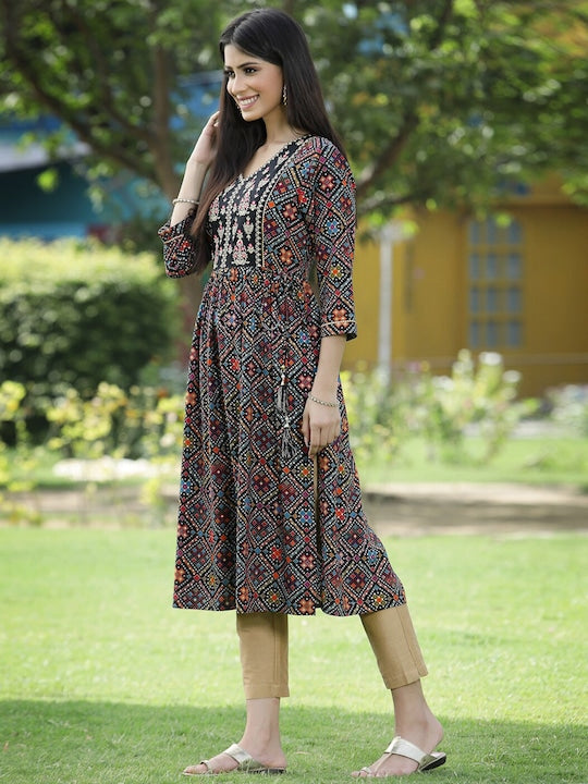 Juniper Women Black Flared Sleeves Thread Work Kurta