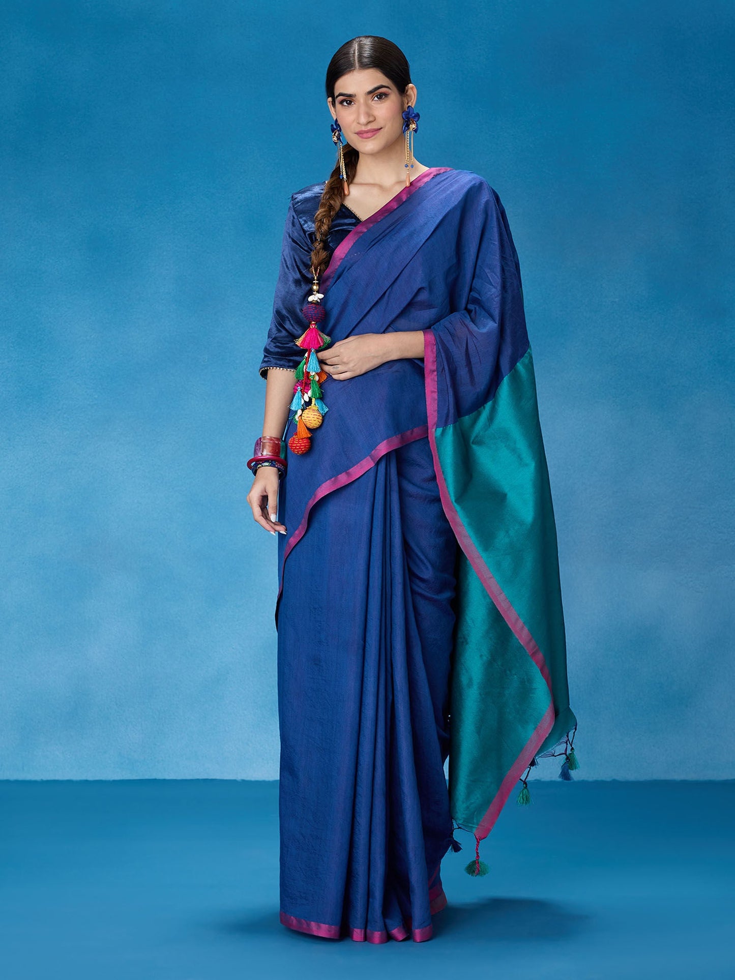 Likha Navy Blue Viscose Blend Solid Colorblock Saree with Unstitched Blouse LIKSAR113 (Free Size)