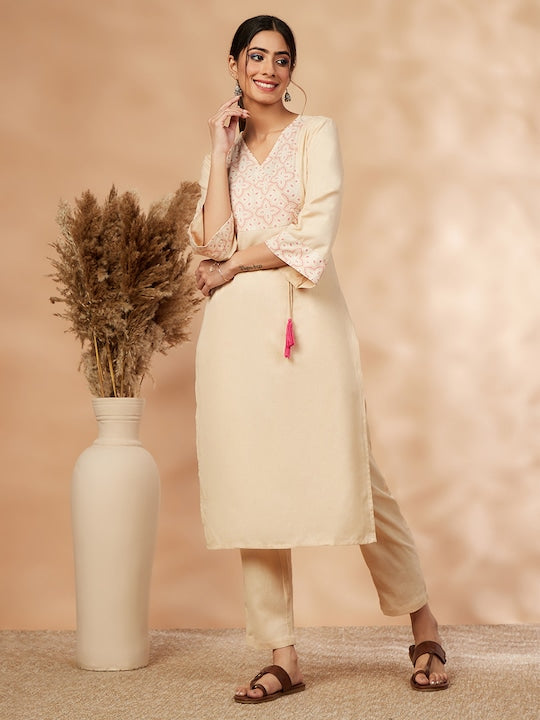 IMARA Bandhani Printed Regular Kurta with Trousers