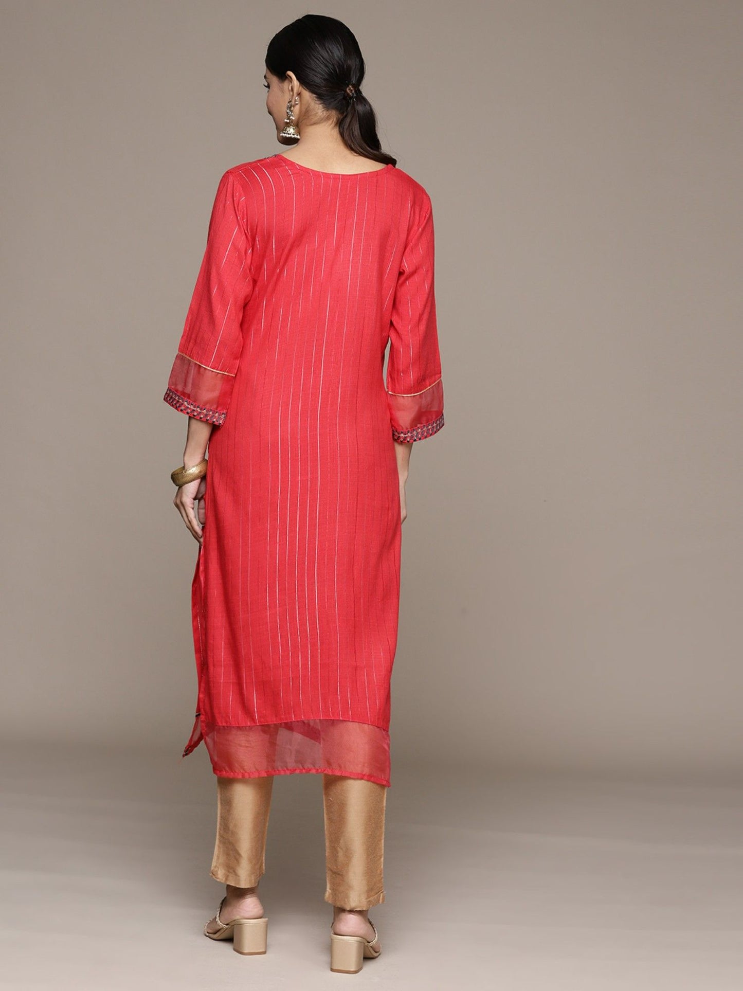 ISHIN Womens Floral Red Embroidered Straight Kurta