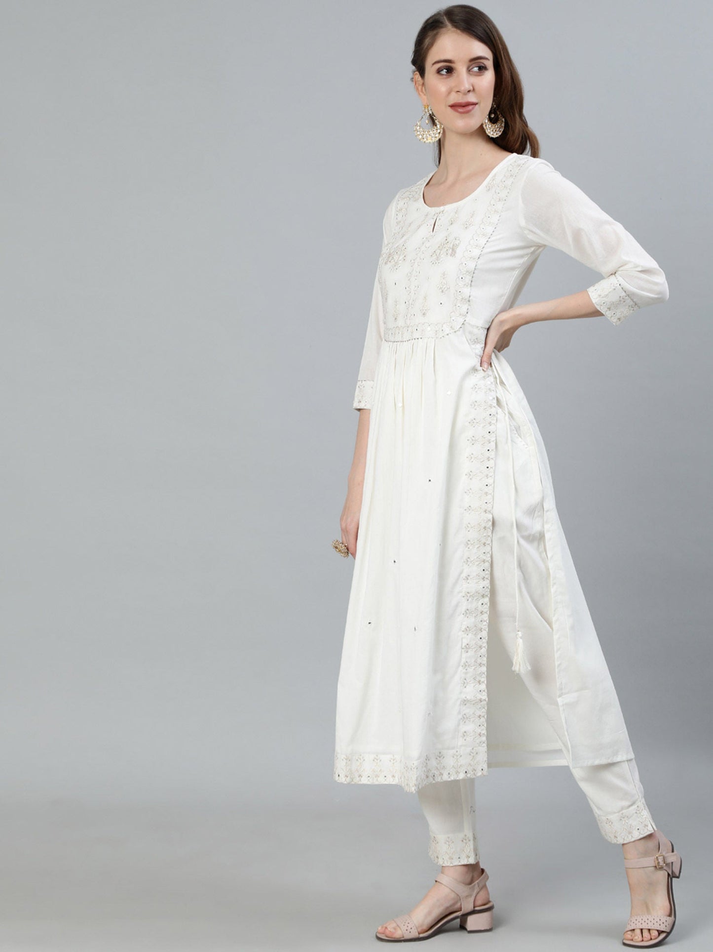 ISHIN Off White Zari Embroidered High Slit Kurta With Trouser (Set of 2)