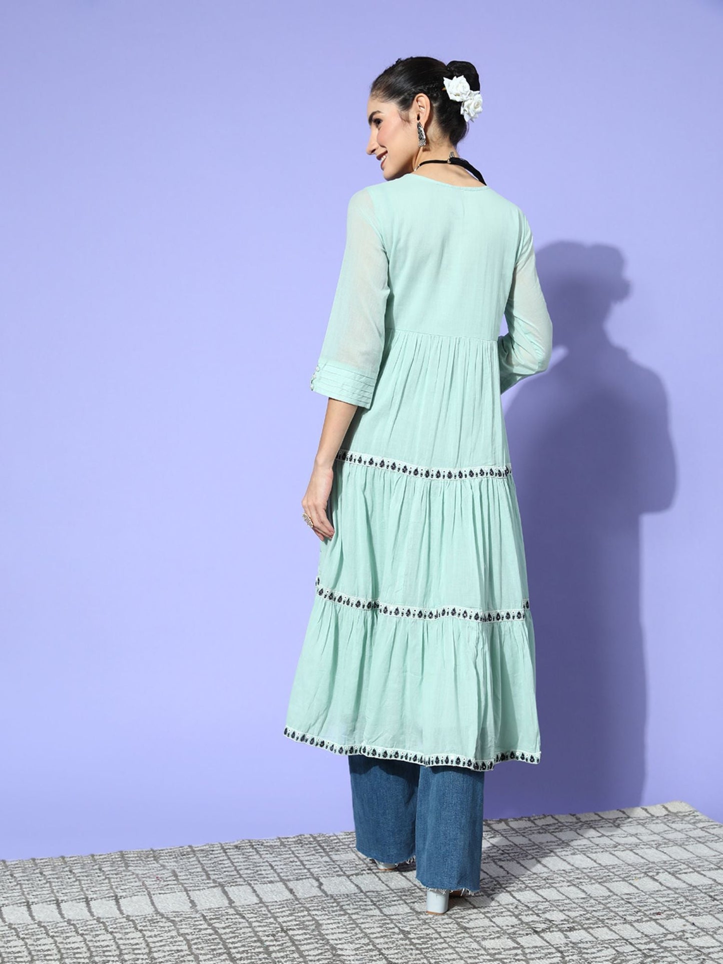 ISHIN Womens Green Embroidered Anarkali Kurta