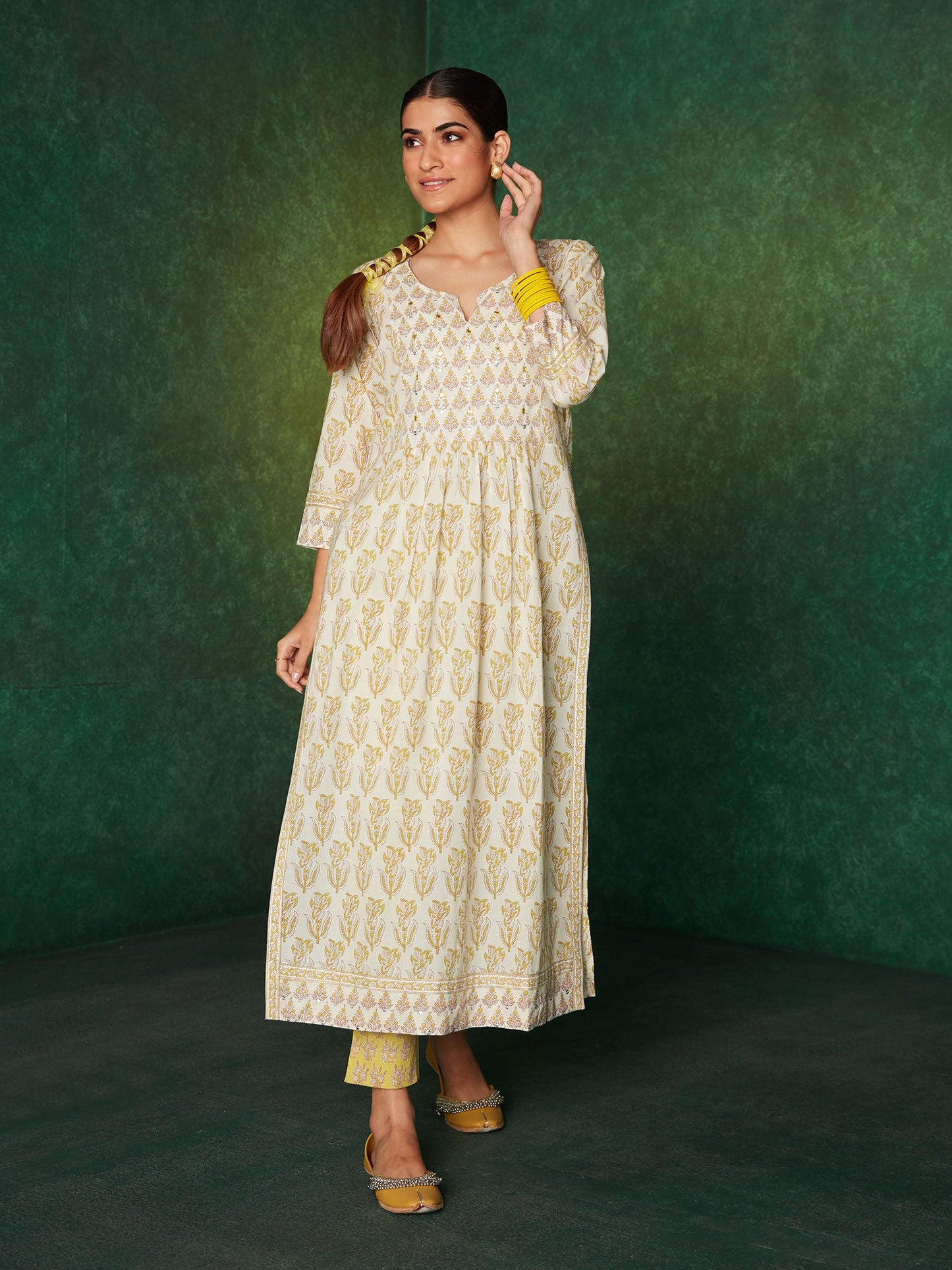 Likha Inayat Turquoise Jaipuri Printed Naira Cut Kurta Pant & Dupatta LIKSKD134 (Set of 3)