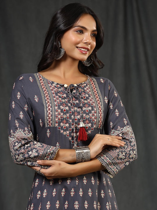 Scakhi Women Grey & Beige Ethnic Motifs Printed Anarkali Dress