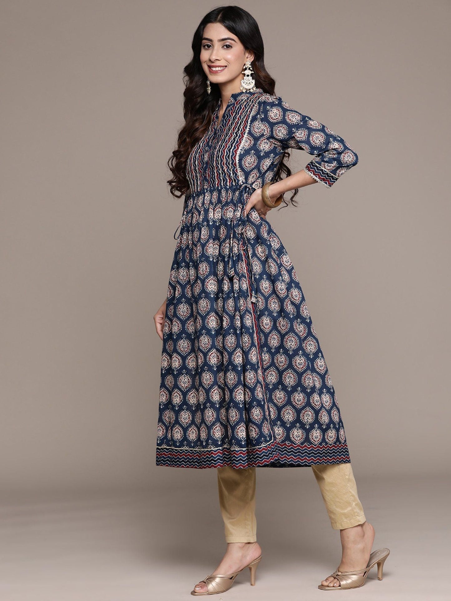 ISHIN Women's Navy Blue Ethnic Motifs Printed with Gotta Patti Cotton Kurta