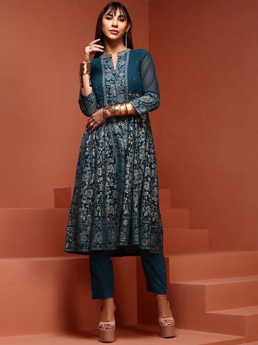 IMARA Floral Printed Mandarin Collar Sequinned Detailed A-Line Kurta With Trousers