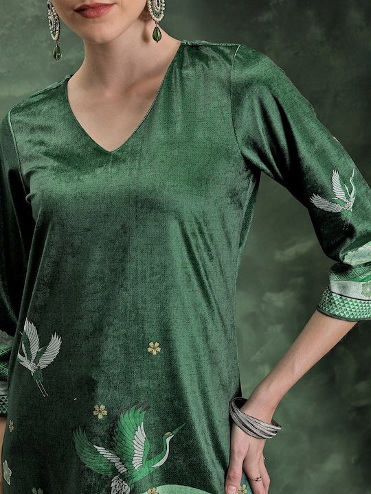 Vishudh Green Abstract Woven Design V-Neck Straight Kurta