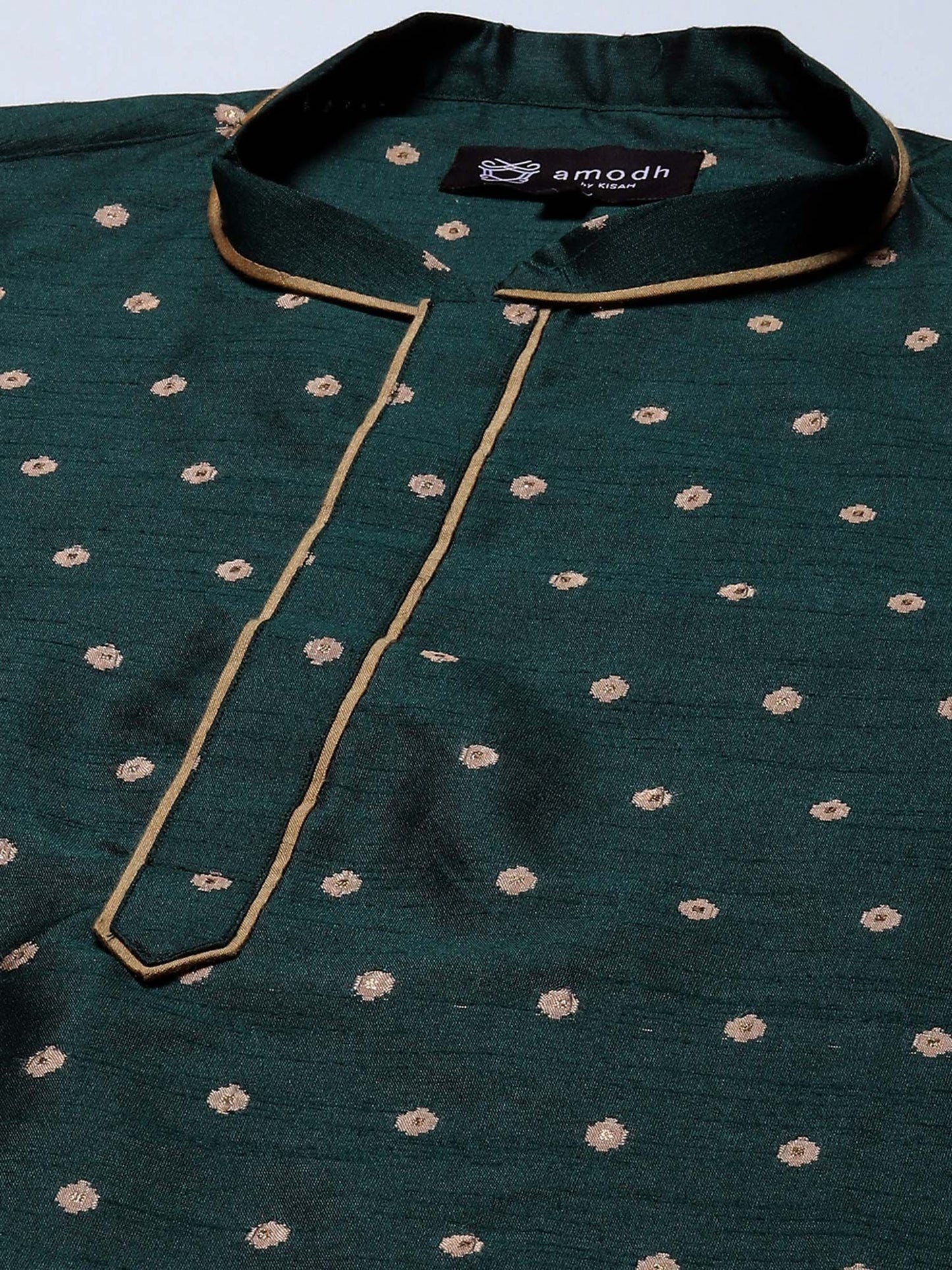 Amodh by Kisah Men Green Kurta (Set of 2)