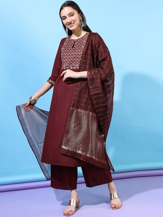 Vishudh Women Burgundy Layered Kurti with Trousers & With Dupatta - M