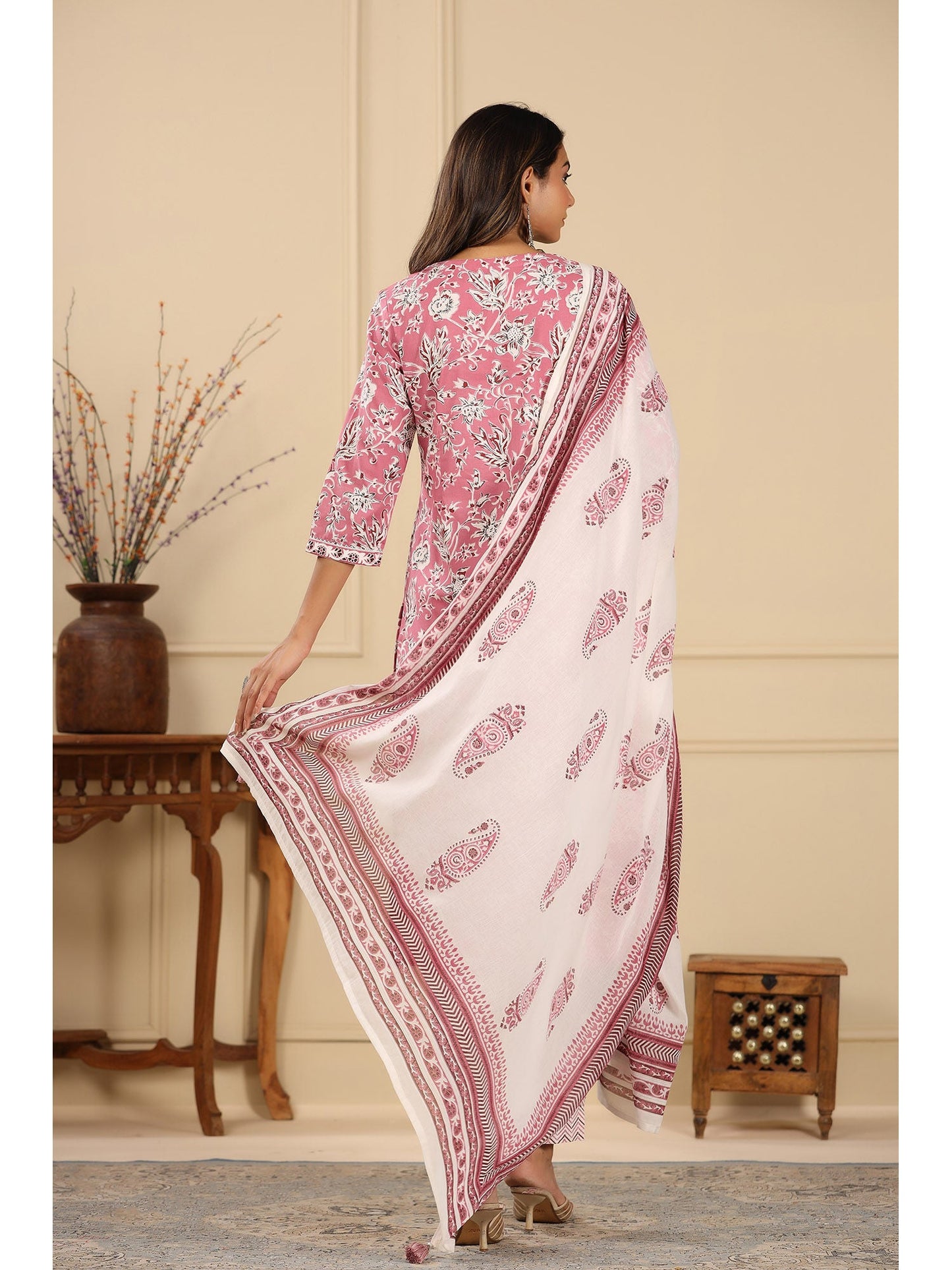 PIROH Womens Cotton Floral Print Straight Kurta Pant Dupatta Pink (Set of 3)