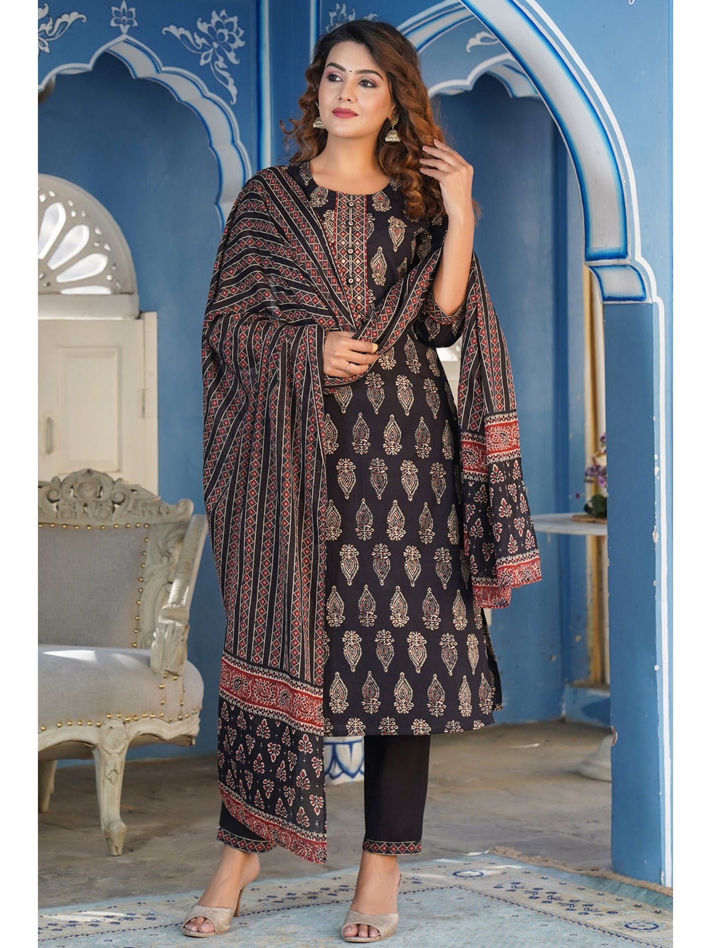 PIROH Womens Bagru With Embroidery Straight Kurta Trouser With Voile Dupatta (set Of 3)