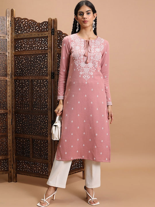 Vishudh Ethnic Motifs Printed Tie-Up Neck Straight Kurta