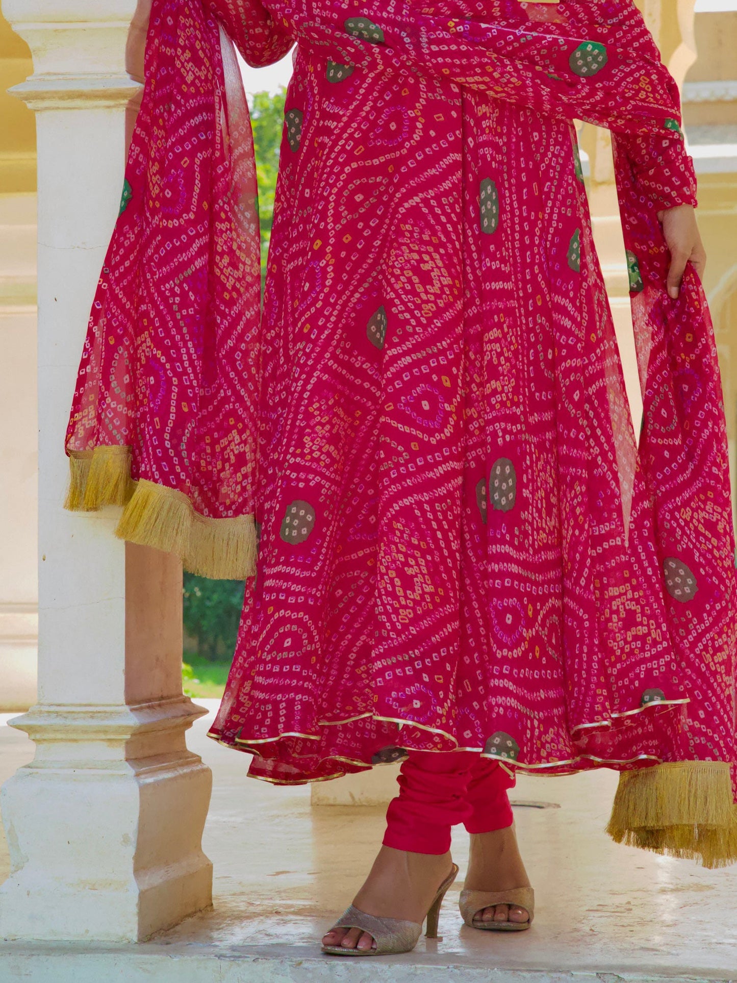 ONEWE INDIA Gulmani Bandhani Set (Set of 3)