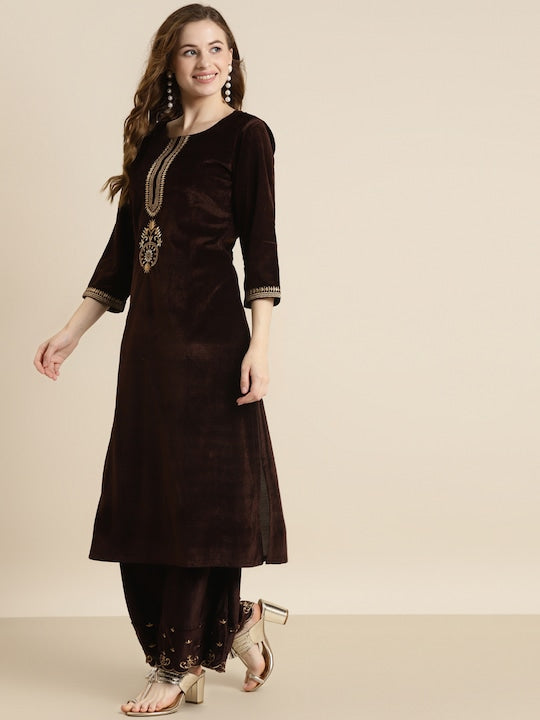 Shae by Sassafras Women Brown & Gold-Toned Ethnic Motifs Embroidered Velvet Kurta