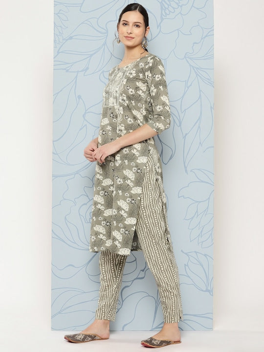 Yufta Women Floral Embroidered Sequinned Pure Cotton Kurta with Trousers & With Dupatta - XL