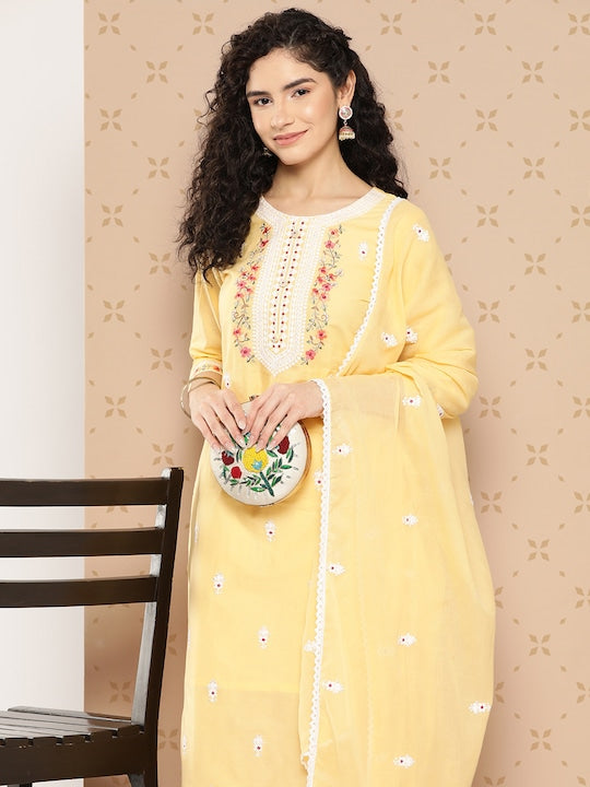 Yufta Floral Embroidered Regular Thread Work Pure Cotton Kurta with Trousers & Dupatta