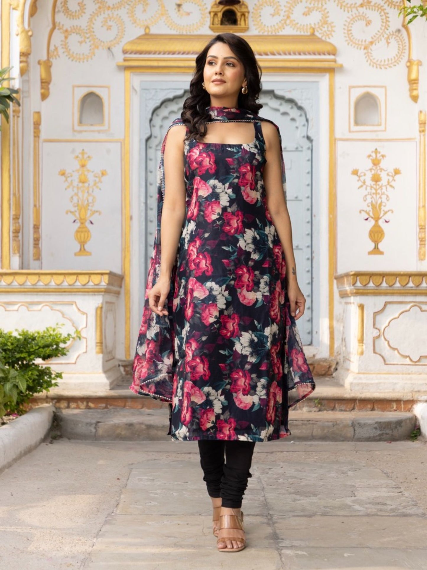 ONEWE INDIA Noor Suit (Set of 3)