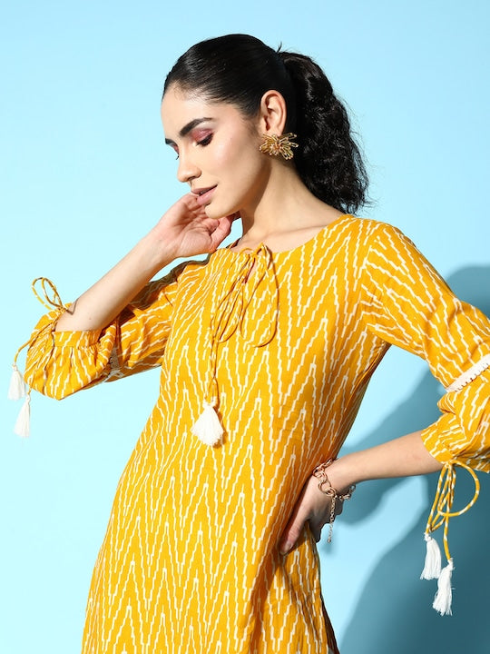 Yufta Women Yellow & White Cotton Tie-Up Neck Puff Sleeves Chevron Printed Kurta