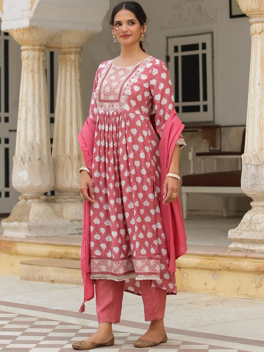 SCAKHI Ethnic Motifs Printed Pleated Thread Work Kurta With Trousers & Dupatta