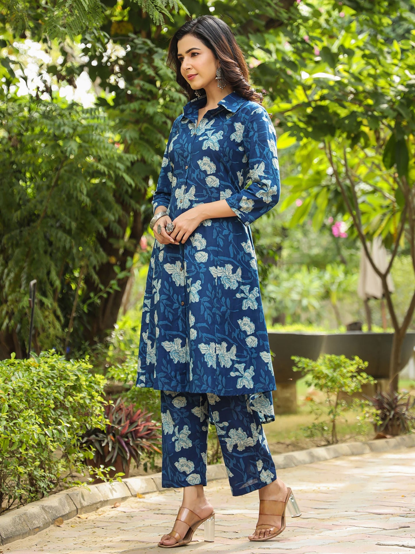 PIROH Women Cotton Floral Print A-Line Kurta & Pant Blue (Set of 2)