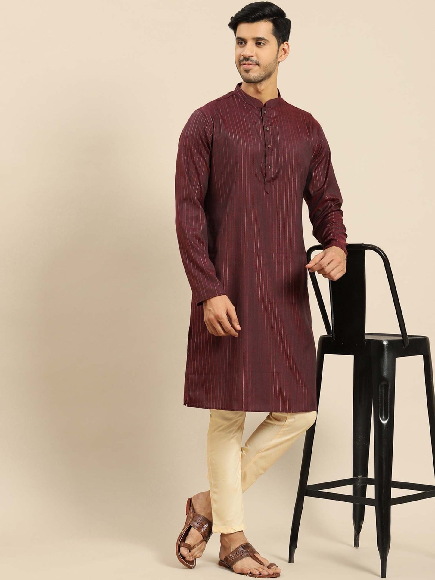Amodh by Kisah Men Maroon Kurta (Set of 2)