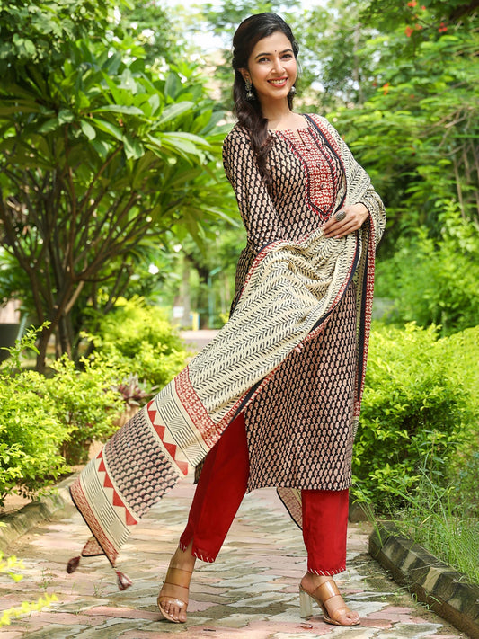 PIROH Womens Cotton Regular Print Straight Kurta Pant Dupatta Black (Set of 3)