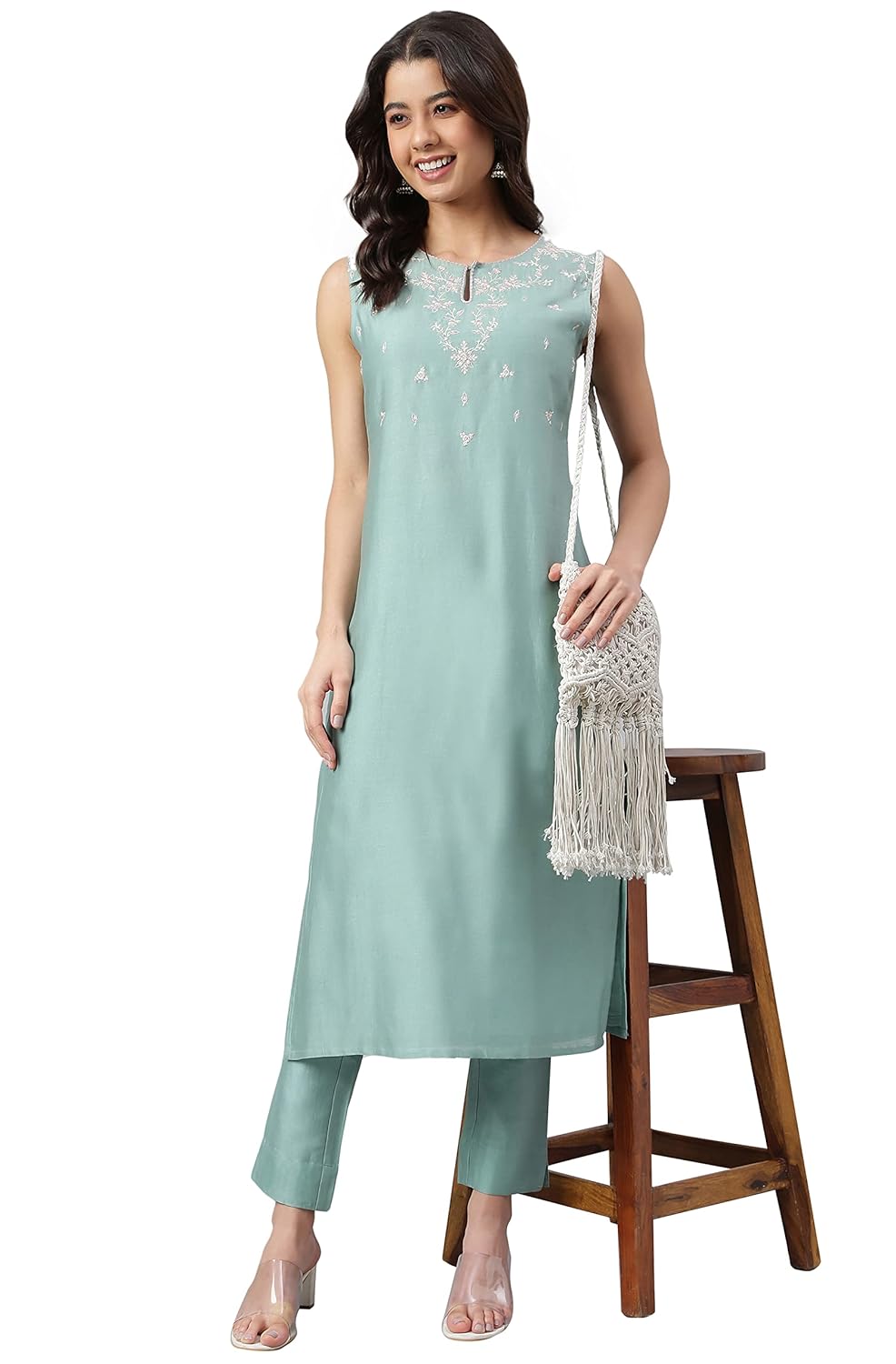 Janasya Women's Sea Green Chanderi Silk Yoke Embroidered Kurta with Pant
