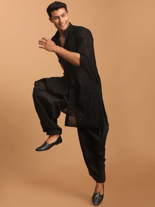 Vastramay Geometric Embroidered Sequinned Kurta with Pyjamas