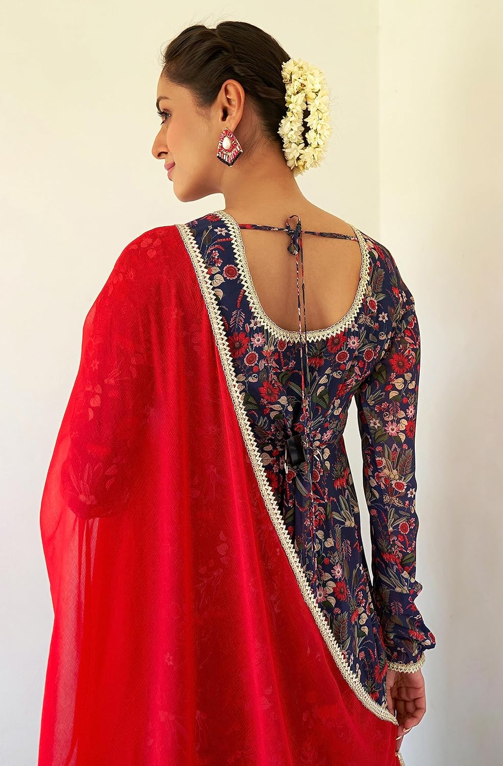 Janasya Women's Georgette Digital Floral Printed Embellished Kurta Set Navy Blue