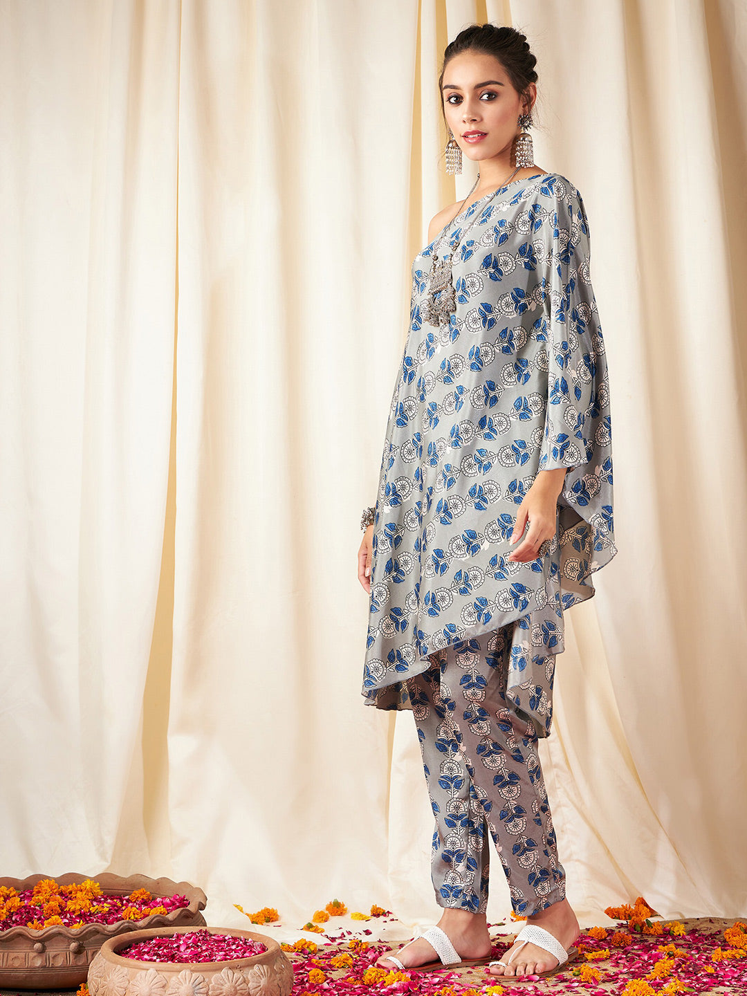 Shae by Sassafras Grey Ethnic Motifs Printed One Shoulder Kaftan Kurta