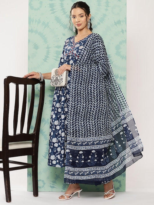 Yufta Women Floral Printed Regular Pure Cotton Kurta with Trousers & With Dupatta