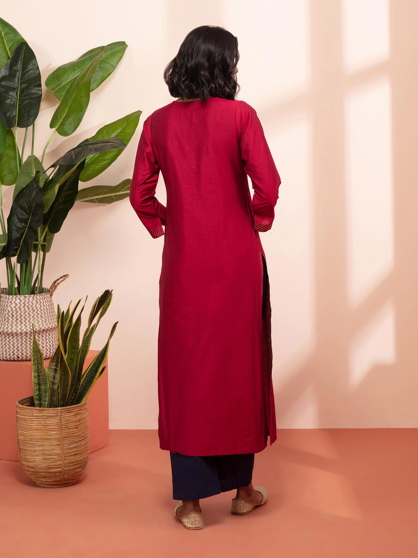 Likha Rangat Red Zari Thread Work Straight Kurta LIKKUR78