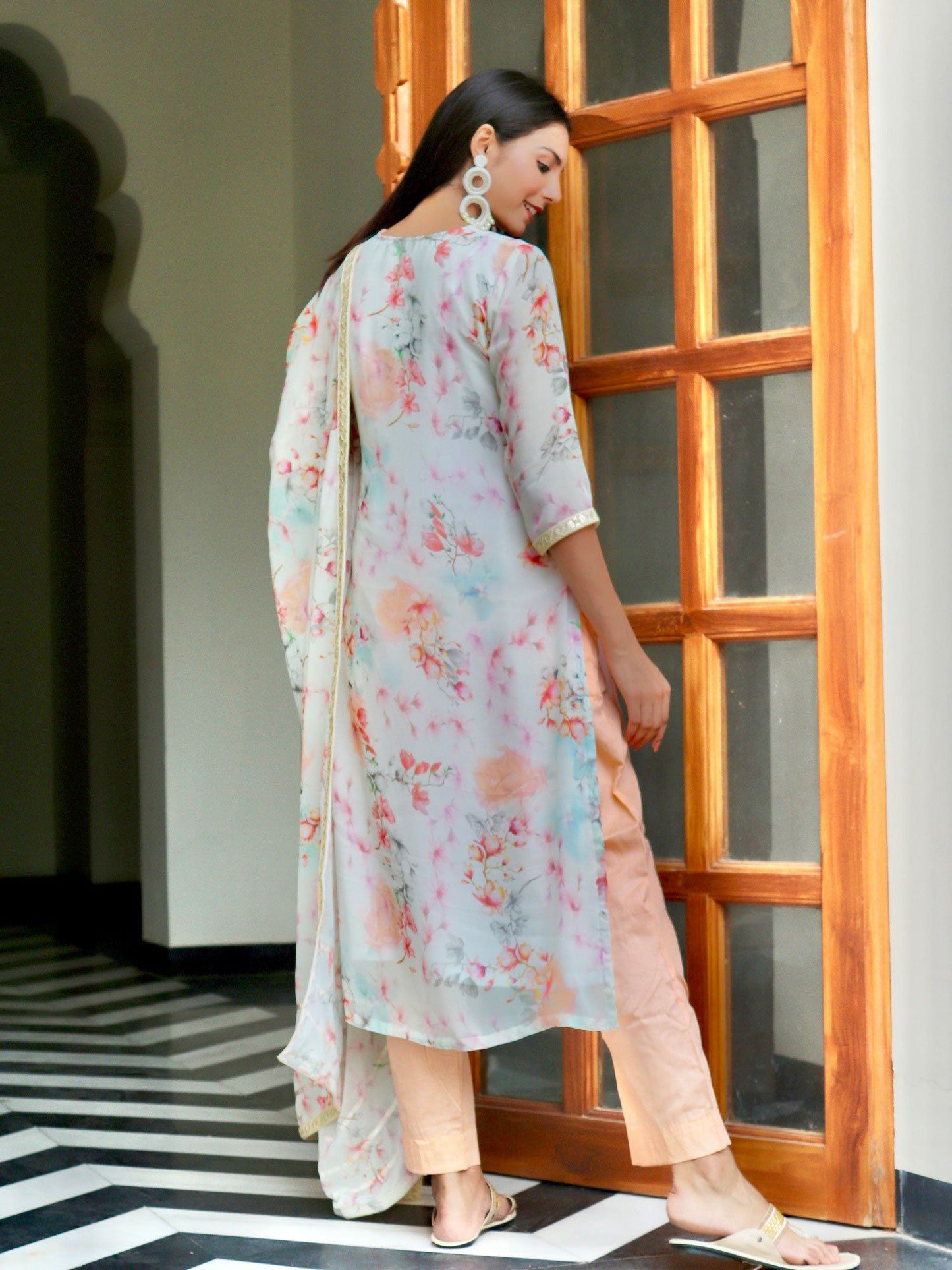 ONEWE INDIA Aaliya Suit Set (Set of 3) - Rose Gold