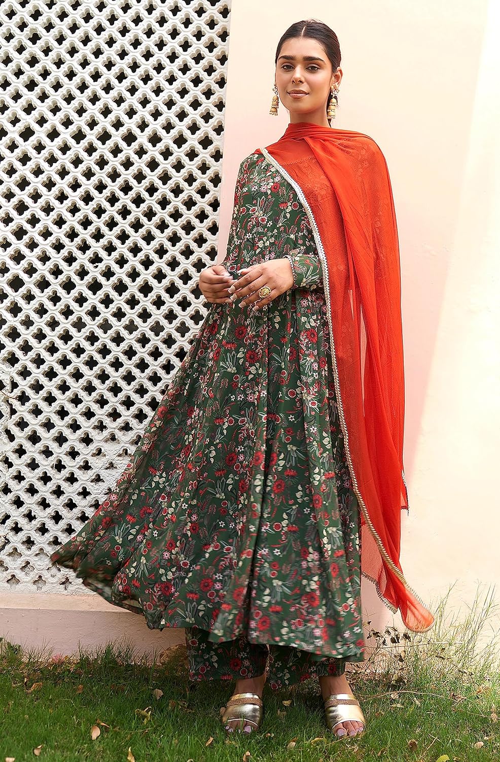 Janasya Women's Georgette Digital Floral Printed Embellished Kurta Set Bottle Green