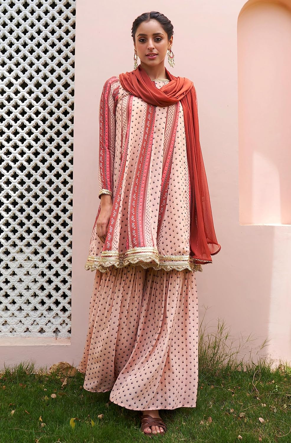 Janasya Women's Georgette Digital Floral Printed Embellished Kurta Set Multi Colour