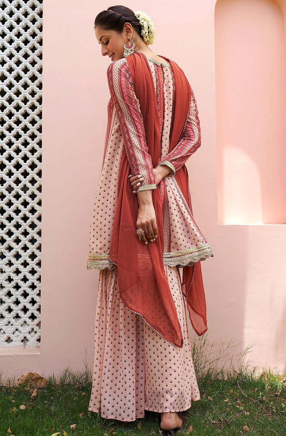 Janasya Women's Georgette Digital Floral Printed Embellished Kurta Set Multi Colour