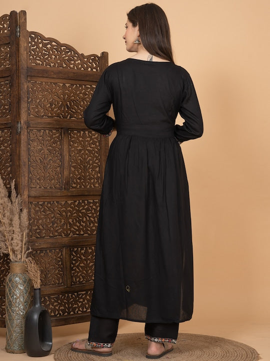 Singni Ethnic Motifs Embroidered Sequinned A-Line Kurta with Trousers & Dupatta