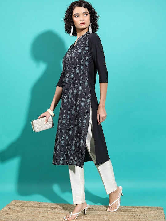 Vishudh Women Black Geometric Flared Sleeves Thread Work Kurta