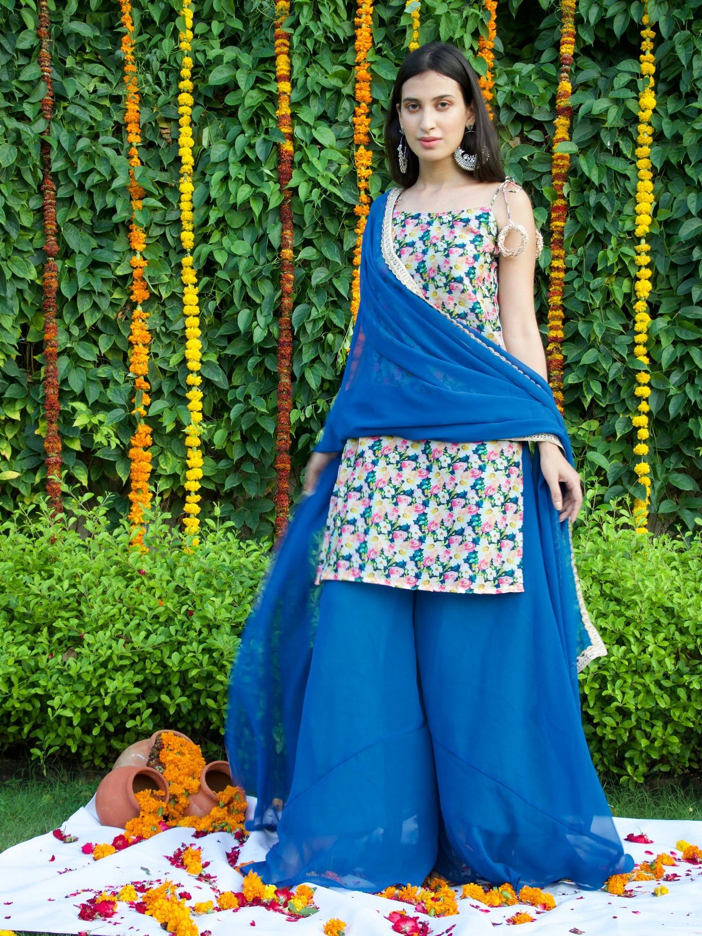 ONEWE INDIA Resham Sharara (Set of 3)