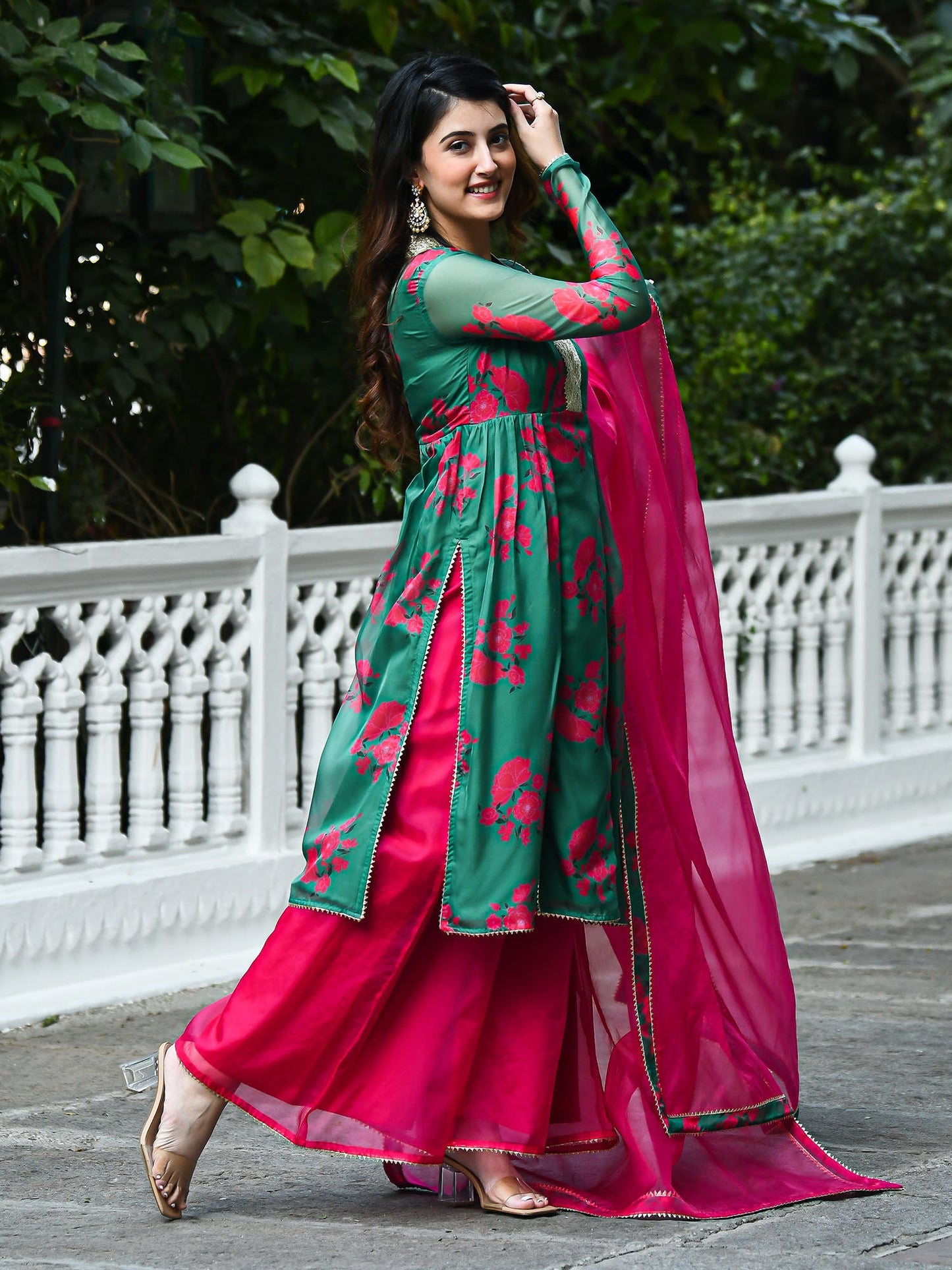 Urbanstree Silky Suit (Set of 3)