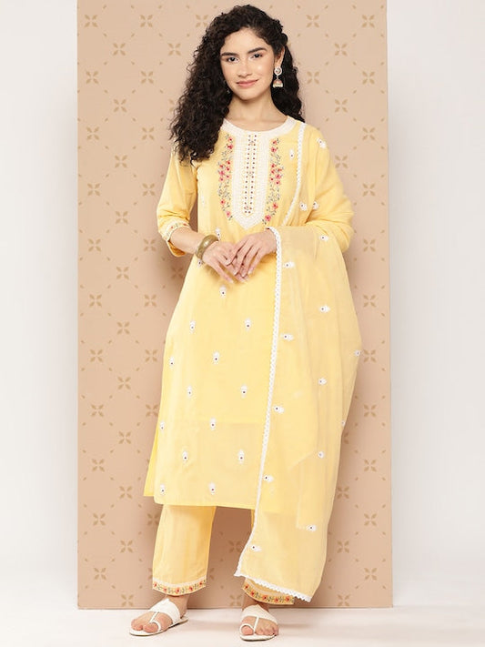 Yufta Floral Embroidered Regular Thread Work Pure Cotton Kurta with Trousers & Dupatta