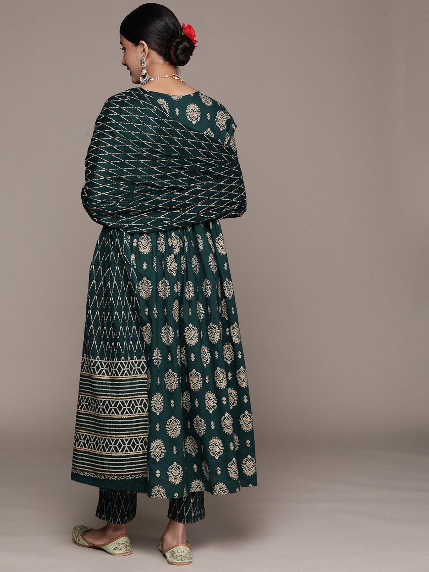 ISHIN Womens Teal Embroidered Zari Flared Kurta With Pant And Dupatta (Set of 3)