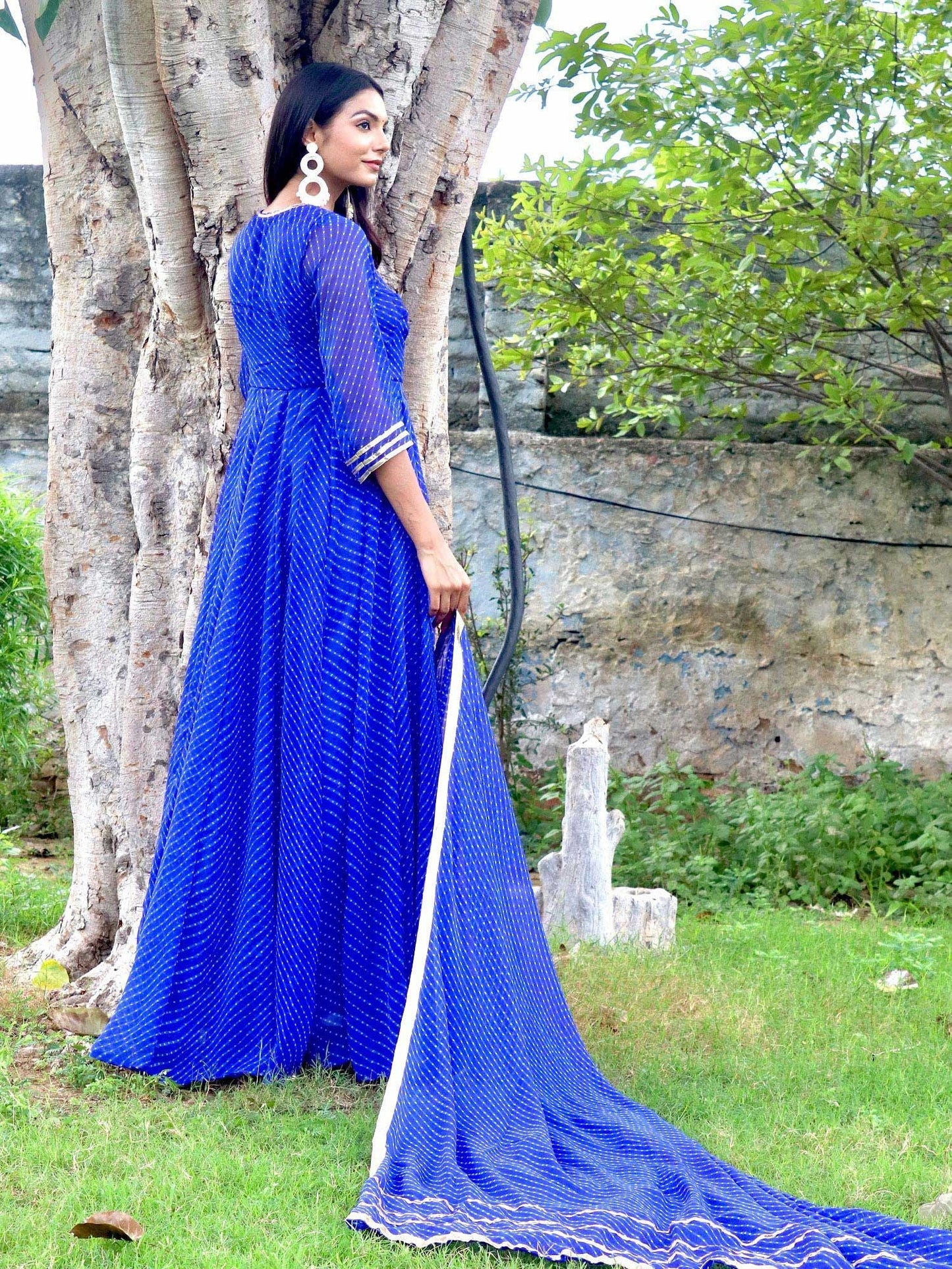 ONEWE INDIA Neelam Mothra Anarkali Set (Set of 3) - Blue